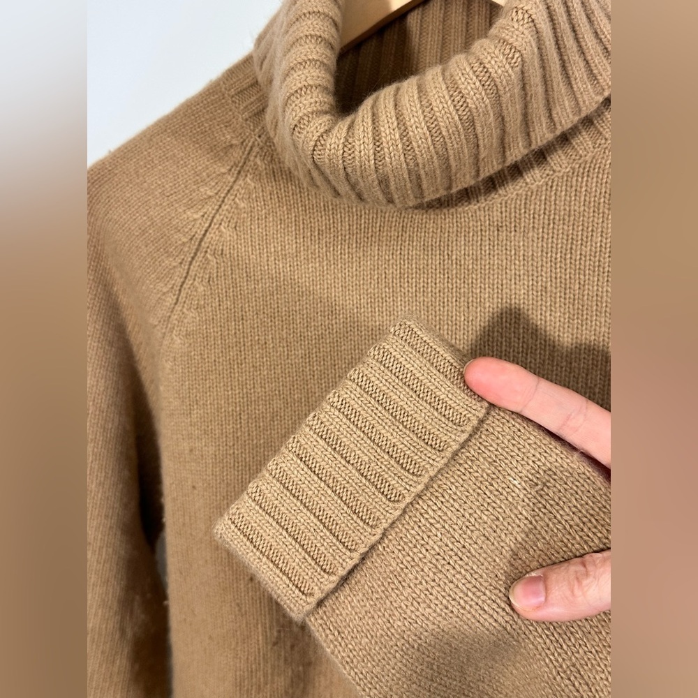 VTG LAUREN Ralph Lauren Camel Turtleneck Sweater Merino Cashmere Hong Kong - Picture 3 of 9